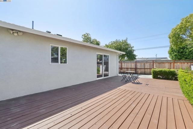 36302 Frobisher Dr, Fremont CA: https://media.crmls.org/mediaz/1e18d110-8a86-4e30-8ebb-5dfd7972b4e3.jpg