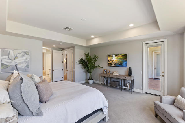 48644 Vista Palomino, La Quinta CA: https://media.crmls.org/mediaz/1e198312-0051-4a47-b3c0-672a06a2da30.jpg