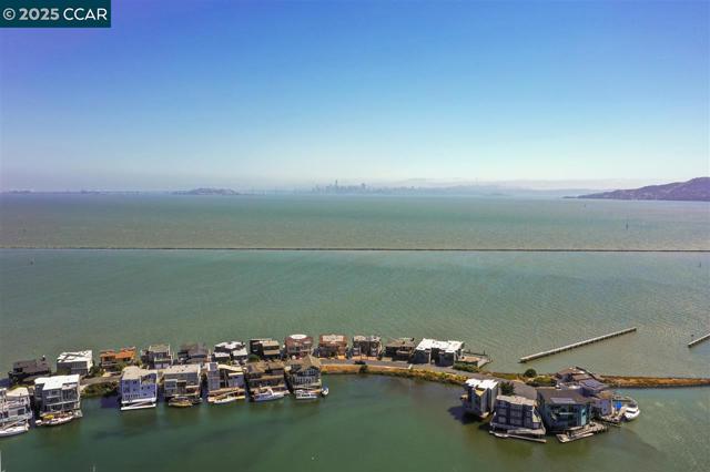 1460 Sandpiper Spit, Richmond CA: https://media.crmls.org/mediaz/1e1a0689-0d17-4fd2-b2d7-010c1bbdc09d.jpg