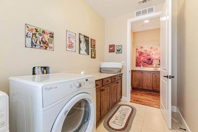 1930 Saffron Court, Gilroy CA: https://media.crmls.org/mediaz/1e1b040f-9f03-471d-9b75-a6b9db61e704.jpg
