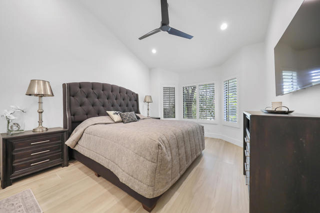 79754 Arnold Palmer, La Quinta CA: https://media.crmls.org/mediaz/1e1e65b9-2079-4c60-9c92-61545080672d.jpg