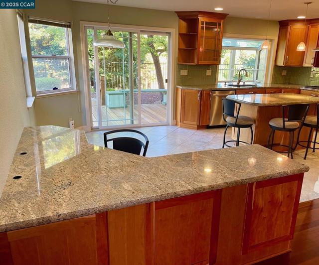1020 Canyon Hills Road, San Ramon CA: https://media.crmls.org/mediaz/1e1e9a2c-1f04-468a-bd5e-46a18af2fb8d.jpg