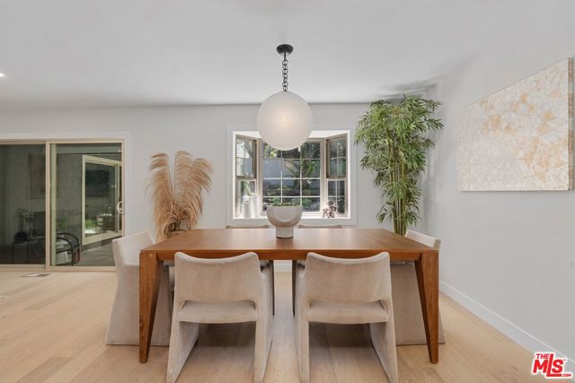 7248 W 88th Place, Los Angeles CA: https://media.crmls.org/mediaz/1e1ff59e-55d4-4457-94fd-971126b132c8.jpg