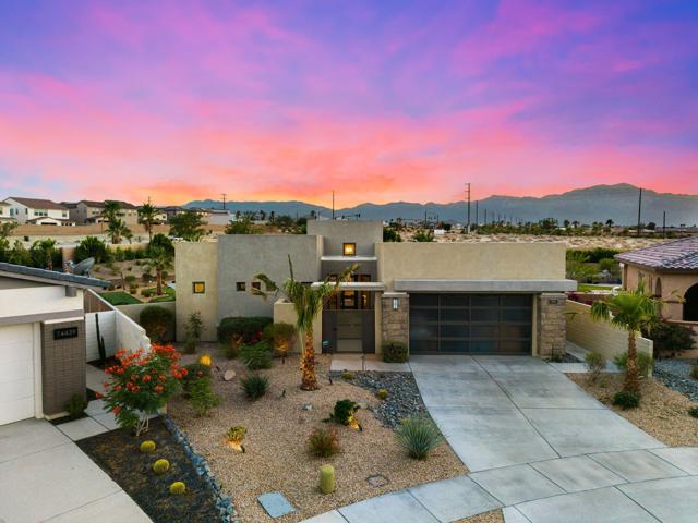 74425 Zeppelin Drive, Palm Desert CA: https://media.crmls.org/mediaz/1e2007d2-4e9e-4971-a2eb-e0f1c03184fc.jpg