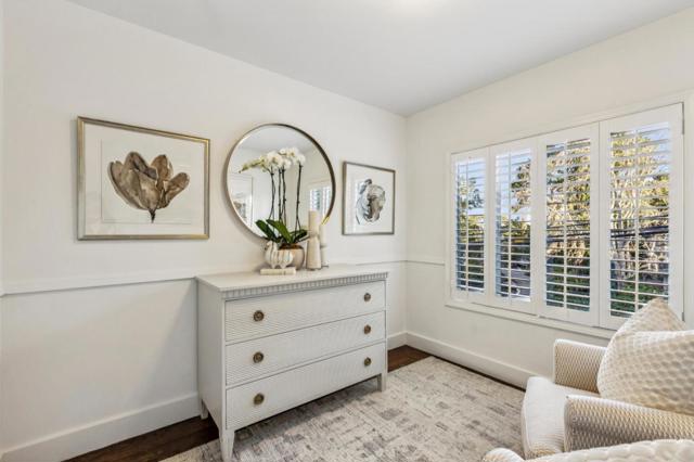 Image 66 of 101 For 2900 Hillside Drive