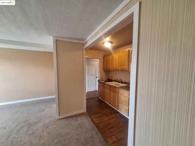 619 W 6Th St, Antioch CA: https://media.crmls.org/mediaz/1e20cf7e-50d4-4835-99ed-89e62585cafd.jpg