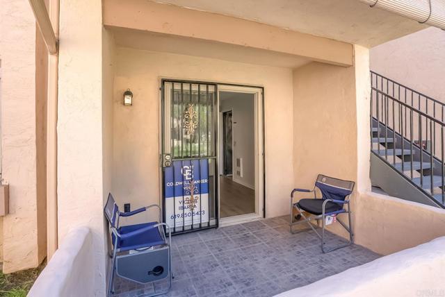 Detail Gallery Image 3 of 28 For 2045 Dairy Mart Rd #7,  San Diego,  CA 92173 - 1 Beds | 1 Baths