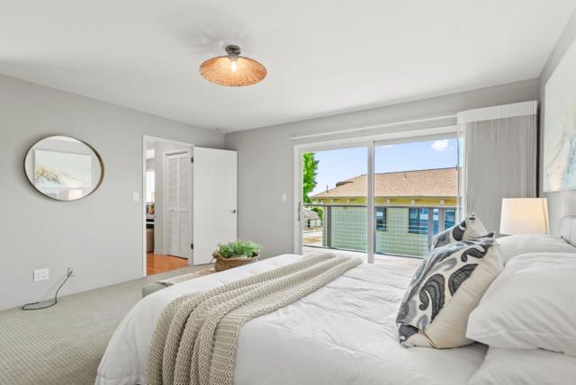 1975 Seascape Boulevard, Aptos CA: https://media.crmls.org/mediaz/1e221161-9bff-4b03-aeab-85d3cb55d7c6.jpg