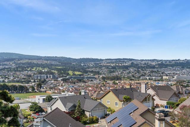647 Stonegate Drive, South San Francisco CA: https://media.crmls.org/mediaz/1e223d96-5128-4268-a847-0ad27816475b.jpg