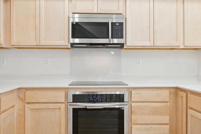 3710 Scribe Way, Castro Valley CA: https://media.crmls.org/mediaz/1e23736f-f4b2-4397-b188-4abc55410e47.jpg