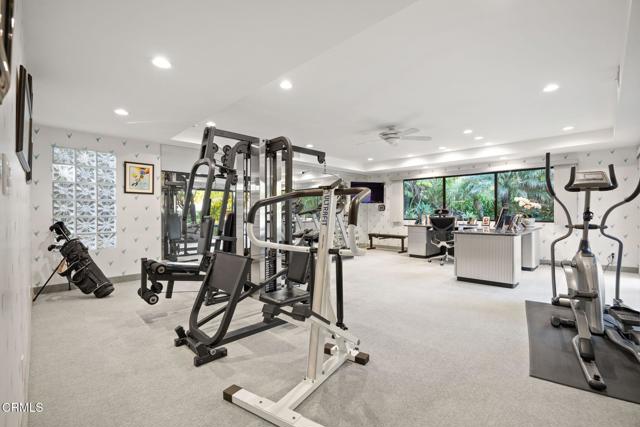 612 Via Arroyo, Ventura CA: https://media.crmls.org/mediaz/1e23a0fe-f6ef-43f6-8243-6c11e7abbbed.jpg