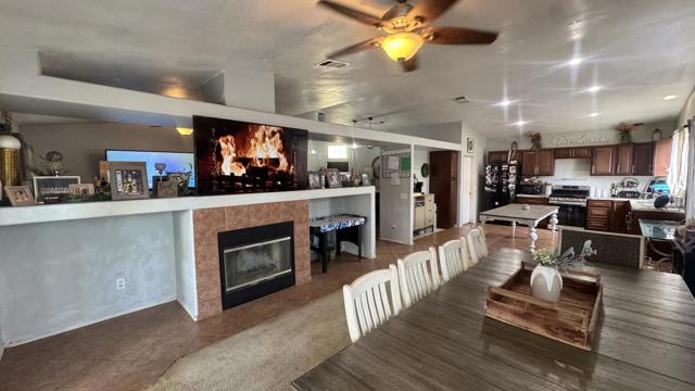 81118 Pindo Drive, Indio CA: https://media.crmls.org/mediaz/1e23b4fd-a7d1-4392-a734-f2c9104ee28a.jpg