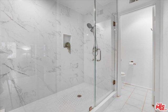 12084 London Grove Court, Moorpark CA: https://media.crmls.org/mediaz/1e23e4e9-72a2-4c57-bb3a-96febfa37c75.jpg