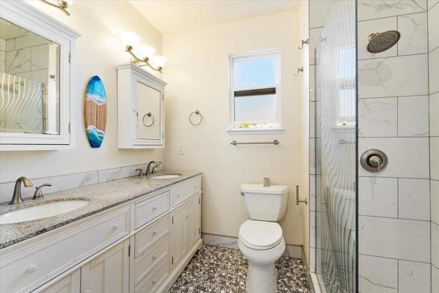 2127 Penasquitas Drive, Aptos CA: https://media.crmls.org/mediaz/1e247a05-784e-4f07-998a-6d85c3c7b6db.jpg