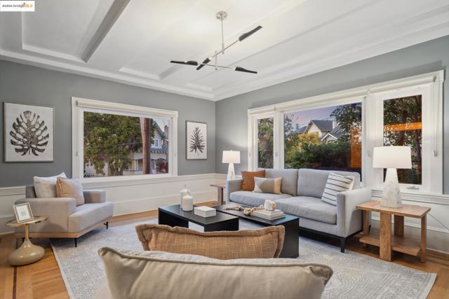 321 Glendale Ave., Oakland CA: https://media.crmls.org/mediaz/1e24af27-cabb-4c75-b388-7ea2ccfbbd82.jpg