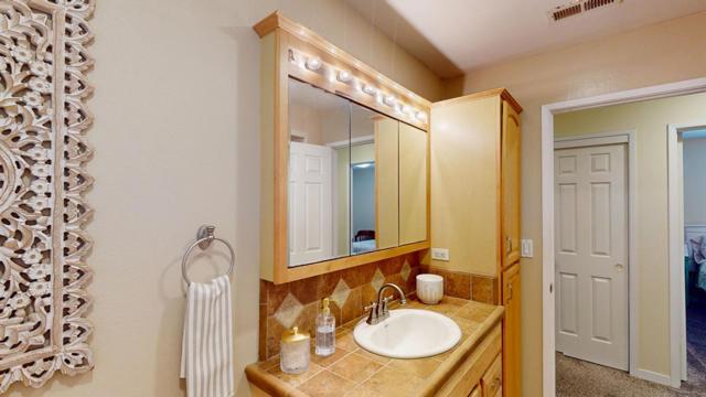 1127 Montecito Circle, Salinas CA: https://media.crmls.org/mediaz/1e252131-0273-4630-aa27-d8e3849bbd36.jpg