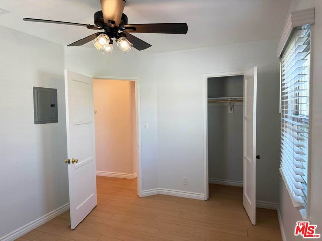 4125 West Toluca Lake Avenue photo 28