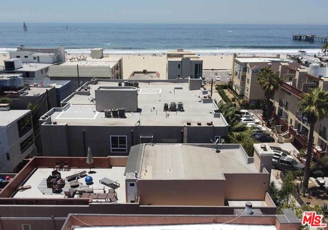 3401 PACIFIC Avenue, 3 photo 5