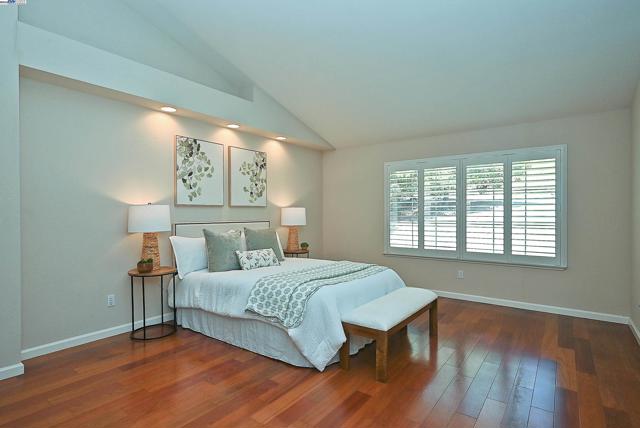226 Promenade Ln, Danville CA: https://media.crmls.org/mediaz/1e267f45-7bae-4a1d-8b53-40c196e72677.jpg