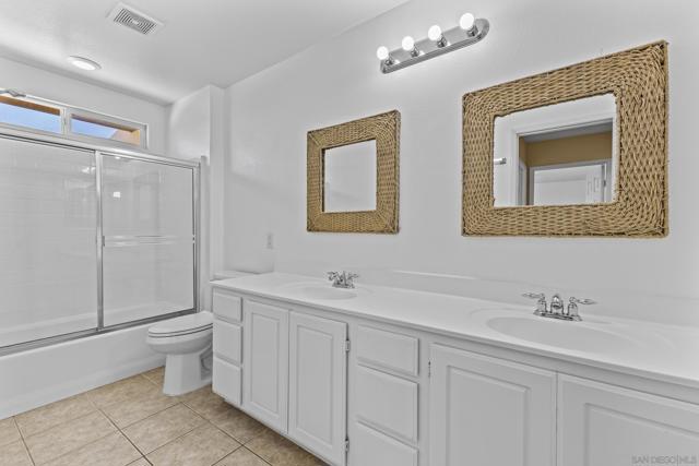 25231 Ridgemoor Road, Menifee CA: https://media.crmls.org/mediaz/1e286f89-e196-4662-bbbb-f0b32cbef069.jpg