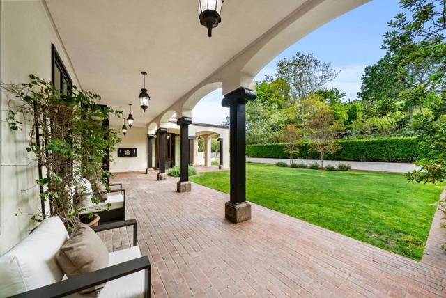 110 New Place Road, Hillsborough CA: https://media.crmls.org/mediaz/1e291532-b2f2-4580-b1b1-be6067b75364.jpg