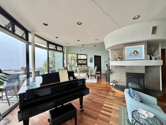 Detail Gallery Image 2 of 19 For 1445 Bounty Way, Laguna Beach,  CA 92651 - 4 Beds | 5 Baths