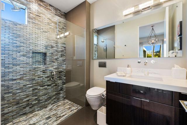 23 Emerald Court, Rancho Mirage CA: https://media.crmls.org/mediaz/1e2a3a8d-ab0a-4a70-9dcc-42b8cd81e46b.jpg
