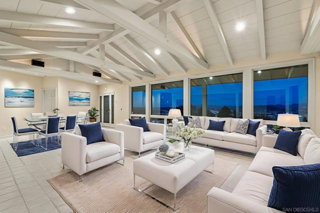 10595 Russell Road, La Mesa CA: https://media.crmls.org/mediaz/1e2a78e7-5ea1-4abd-b987-f0f5345ad3aa.jpg