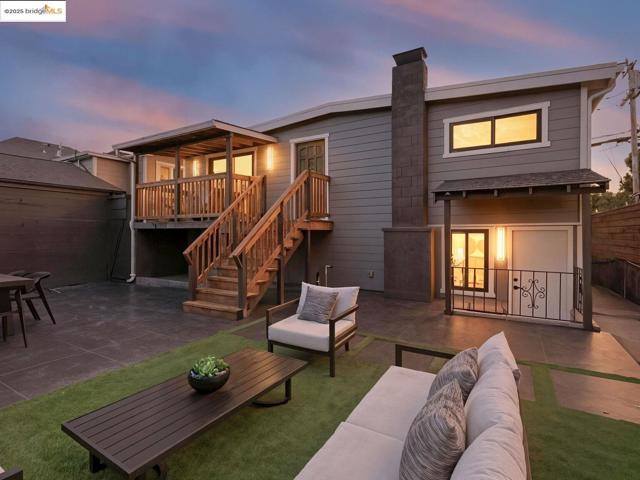 3274 Encinal Ave, Alameda CA: https://media.crmls.org/mediaz/1e2a81cb-6cbb-480d-8111-610ba08b0b70.jpg