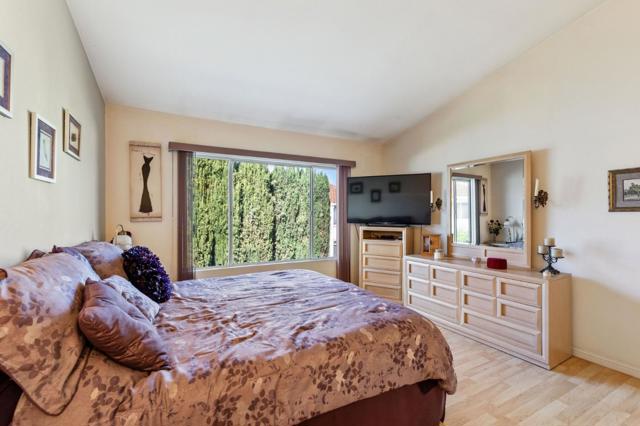 356 Meadowhaven Way, Milpitas CA: https://media.crmls.org/mediaz/1e2b297d-a095-4eab-8b5b-594038c03574.jpg