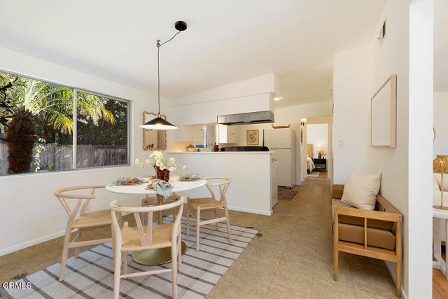 Detail Gallery Image 4 of 36 For 570 Apple Grove Ln, Santa Barbara,  CA 93105 - 6 Beds | 2 Baths