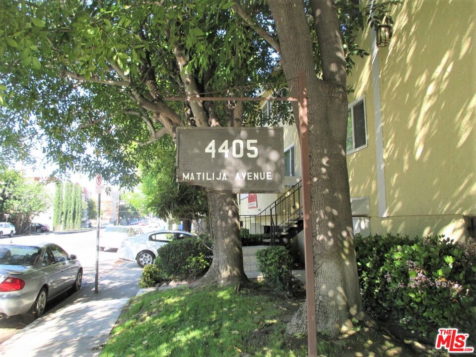 4405 Matilija Avenue #8