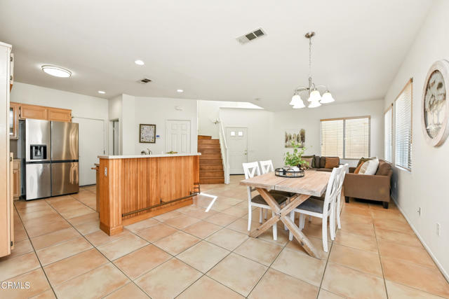 1529 La Verada Court, Camarillo CA: https://media.crmls.org/mediaz/1e2d8705-b45f-49a8-b8bf-6164dee91c52.jpg