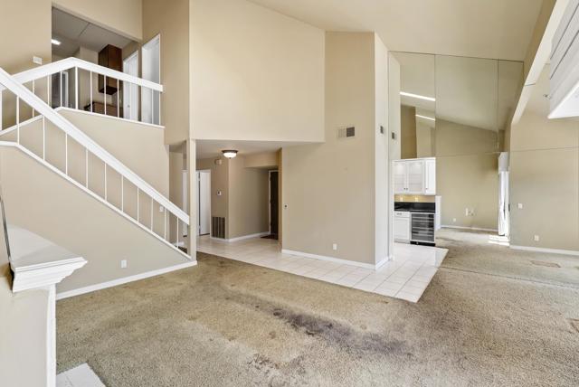 Detail Gallery Image 5 of 28 For 8095 Mission Vista Dr, Del Cerro,  CA 92120 - 3 Beds | 2/1 Baths