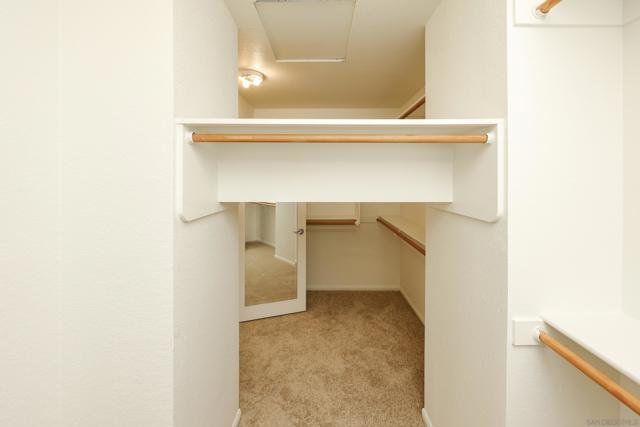 641 Serrano Ln, Chula Vista CA: https://media.crmls.org/mediaz/1e2f879e-b94b-4758-953a-cff3f485be7d.jpg