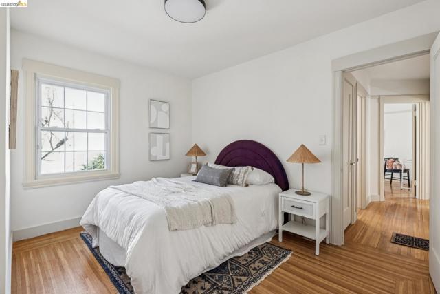 Image 13 of 32 For 2833 Morgan Avenue