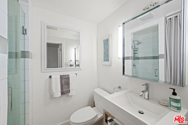 23908 De Ville Way, Malibu CA: https://media.crmls.org/mediaz/1e3037dc-3788-491b-92d1-65d2c44e7a76.jpg