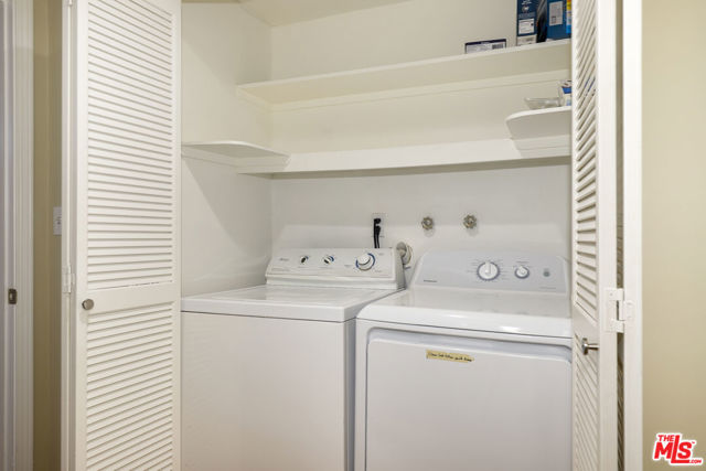11939 Gorham Avenue, Los Angeles CA: https://media.crmls.org/mediaz/1e304bef-e480-47a3-9b61-8f91e3aa1d87.jpg