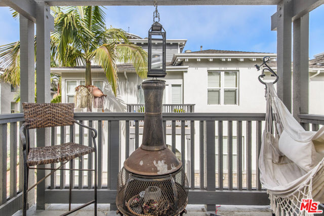 6021 Dawn, Playa Vista CA: https://media.crmls.org/mediaz/1e30e365-f36e-4637-9100-767a905515ad.jpg