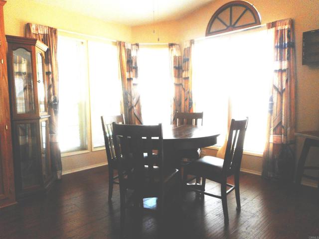 2300 E Valley Parkway, Escondido CA: https://media.crmls.org/mediaz/1e317735-5171-4257-a54b-12c22b684140.jpg