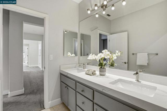 Image 28 of 43 For 5244 Montecito Dr