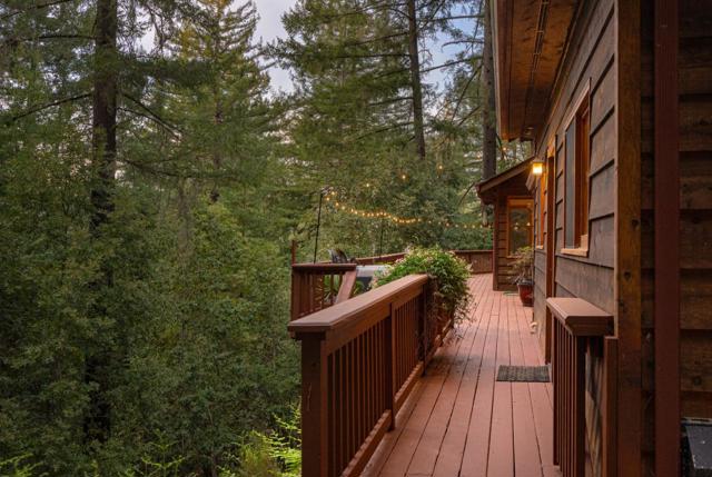 489 Northridge Drive, Scotts Valley CA: https://media.crmls.org/mediaz/1e3297c4-cdd9-46d7-ad64-78eb2ca54796.jpg