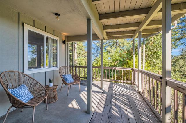 24705 Spanish Oaks Road, Los Gatos CA: https://media.crmls.org/mediaz/1e34039b-af87-4be3-a1e9-2a3d00974939.jpg