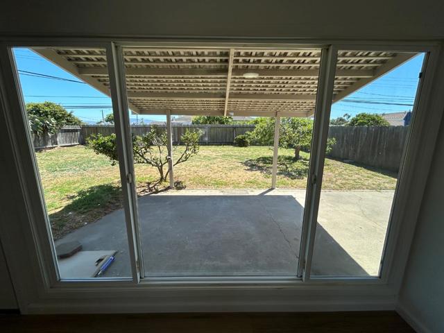 452 Vallejo Street, Salinas CA: https://media.crmls.org/mediaz/1e36c7ff-aace-451e-a63e-89ea0d128cca.jpg