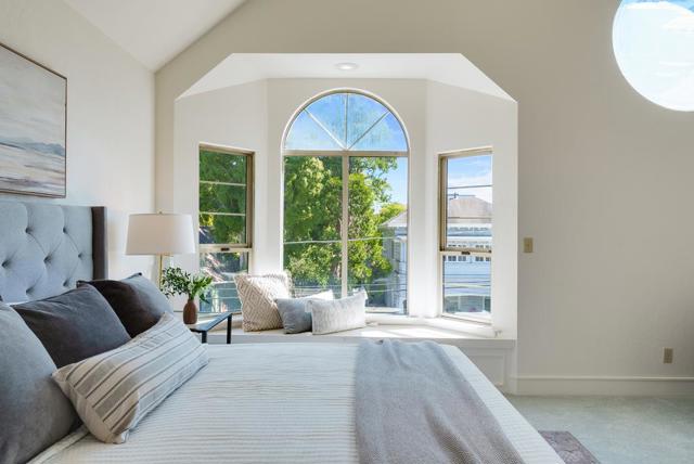 918 3rd Street, Santa Cruz CA: https://media.crmls.org/mediaz/1e375ef6-a42b-486a-8ea1-2e45bc91bee7.jpg