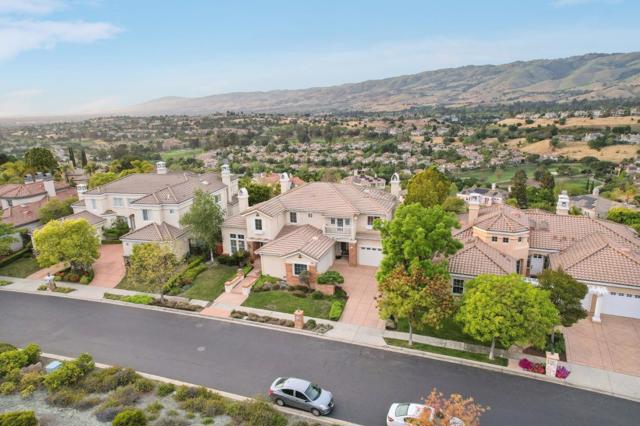 5777 Foligno Way, San Jose CA: https://media.crmls.org/mediaz/1e377274-5022-4025-8cec-7d02205be9fd.jpg