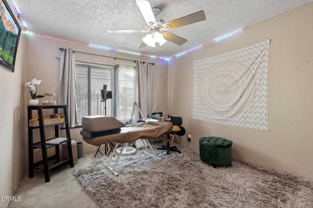 https://media.crmls.org/mediaz/1e384c5b-f88c-4418-975b-41235b76d9f5.jpg?preset=X-Large