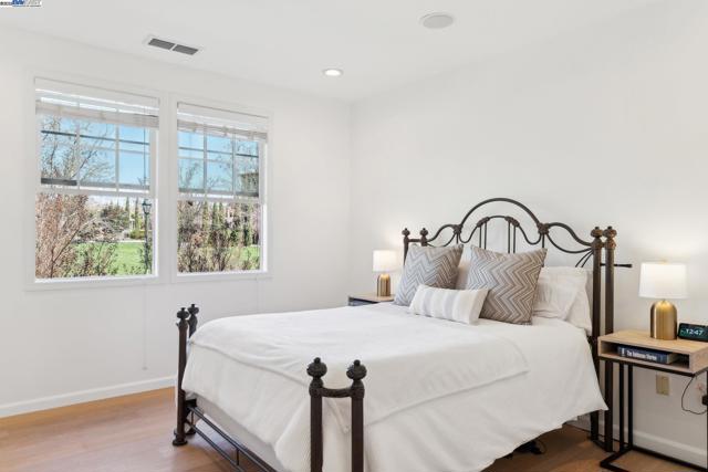 3554 Capoterra Way, Dublin CA: https://media.crmls.org/mediaz/1e393969-9244-43b0-9b04-f8d833fd75b8.jpg