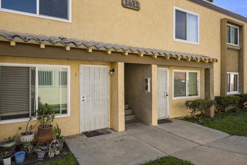 1611 Pentecost Way - photo 3