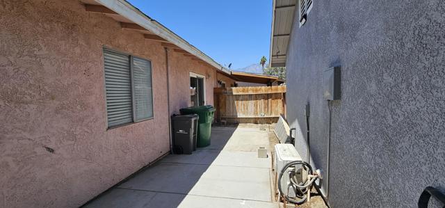 68780 Arrowhead Road, Cathedral City CA: https://media.crmls.org/mediaz/1e39e491-fc69-47b0-b3fd-ef63e8dff46d.jpg